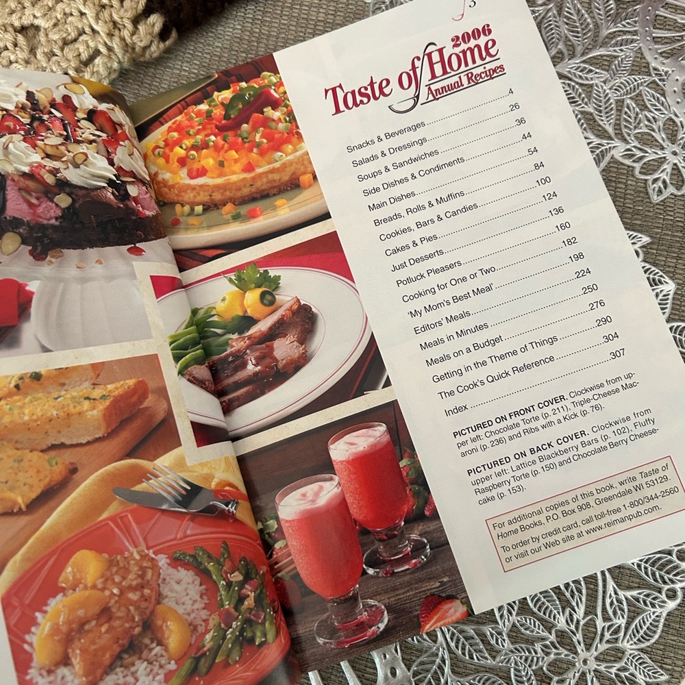 Taste of Home Annual Recipes Cookbook - Cream Cover - Picture 3 of 3